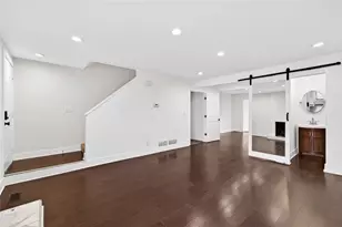 2226 Spring Walk Ct, Atlanta, GA 30341 - Photo 2