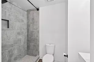 2226 Spring Walk Ct, Atlanta, GA 30341 - Photo 20