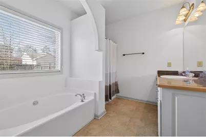 1412 Silvergate Way, Winder, GA 30680 - Photo 18