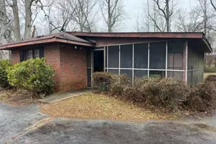 6896 Florence Dr, Lithia Springs, GA 30122 - Photo 4