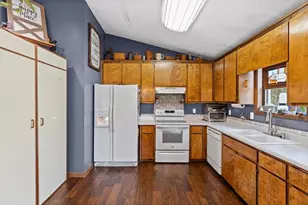 4023 Thames Dr NE, Kennesaw, GA 30144 - Photo 8