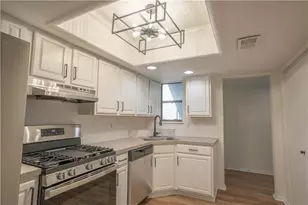 2094 Powers Ferry Trce SE, Marietta, GA 30067 - Photo 6