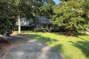 958 Sweet Briar Trail SE, Conyers, GA 30094 - Photo 2