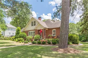 1878 Cambridge Ave, Atlanta, GA 30337 - Photo 2