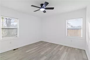 586 High Dr, Forest Park, GA 30297 - Photo 24