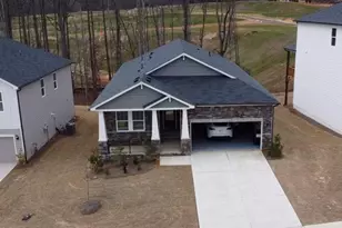 2314 Grape Vine Wy, Braselton, GA 30519 - Photo 2
