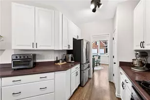 1926 Regency Cove Ct, Atlanta, GA 30341 - Photo 8