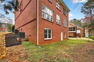 1926 Regency Cove Ct, Atlanta, GA 30341 - Photo 26