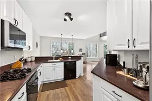 1926 Regency Cove Ct, Atlanta, GA 30341 - Photo 6