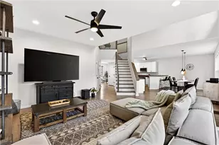 1926 Regency Cove Ct, Atlanta, GA 30341 - Photo 14