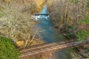 610 Oxbo Rd, Roswell, GA 30075 - Photo 48
