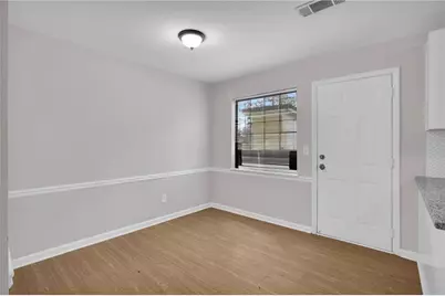 3033 Parkside Court, Snellville, GA 30078 - Photo 10