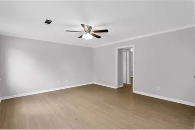 3033 Parkside Court, Snellville, GA 30078 - Photo 4