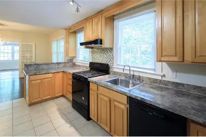 1656 Hosea L Williams Drive SE, Atlanta, GA 30317 - Photo 10