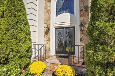 889 Waterford Green, Marietta, GA 30068 - Photo 6