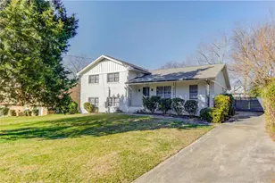 223 Fowler Cir NE, Marietta, GA 30060 - Photo 4