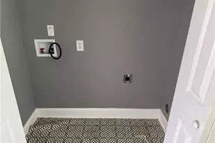 1331 Pine Ave, Atlanta, GA 30344 - Photo 6