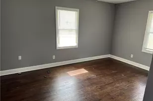 1331 Pine Ave, Atlanta, GA 30344 - Photo 8