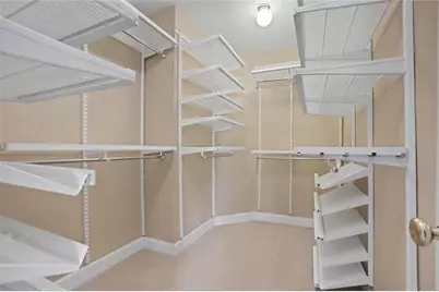 4480 Dobbs Crossing, Marietta, GA 30068 - Photo 10