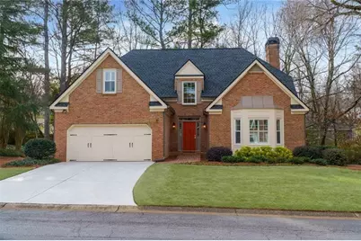 4480 Dobbs Crossing, Marietta, GA 30068 - Photo 2