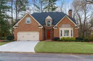 4480 Dobbs Crossing, Marietta, GA 30068 - Photo 2