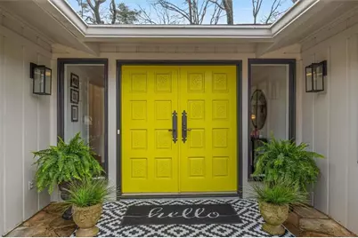 5129 Stratham Drive, Dunwoody, GA 30338 - Photo 6