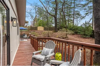 5129 Stratham Drive, Dunwoody, GA 30338 - Photo 68