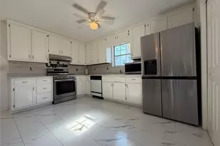 9491 Lakeview Ct, Douglasville, GA 30135 - Photo 6