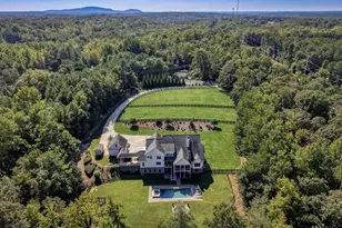 13235 SE Arnold Mill Rd, Roswell, GA 30075 - Photo 4