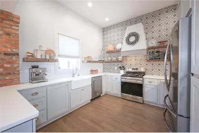 1585 Mercer Avenue, College Park, GA 30337 - Photo 8