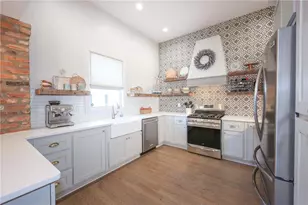 1585 Mercer Ave, College Park, GA 30337 - Photo 8