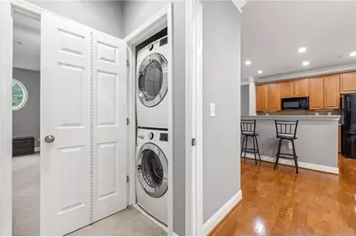 1301 Stratford Commons, Decatur, GA 30033 - Photo 12