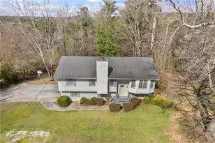 2203 Clarendon Ct NE, Conyers, GA 30012 - Photo 14