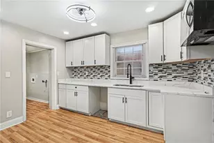 2912 Belvedere Ln, Decatur, GA 30032 - Photo 8