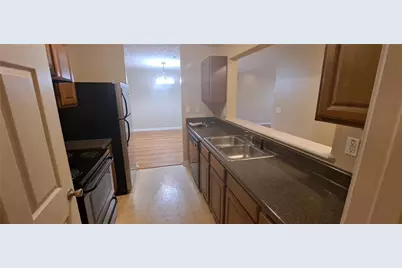 8304 Fairington Ridge Circle, Lithonia, GA 30038 - Photo 6