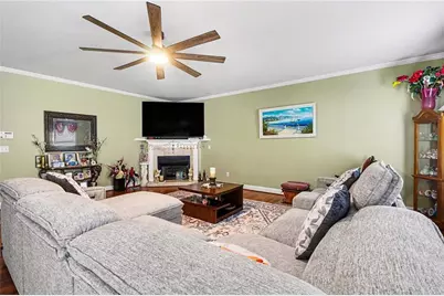 1420 Rose Terrace Circle, Loganville, GA 30052 - Photo 14