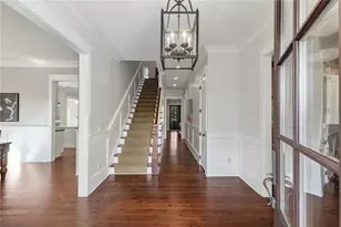 750 E Powderhorn Rd, Atlanta, GA 30342 - Photo 10