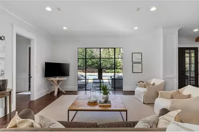 750 E Powderhorn Road, Atlanta, GA 30342 - Photo 26