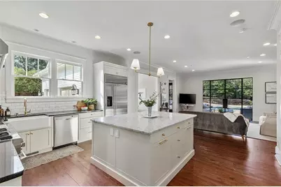 750 E Powderhorn Road, Atlanta, GA 30342 - Photo 34