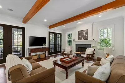 750 E Powderhorn Road, Atlanta, GA 30342 - Photo 18