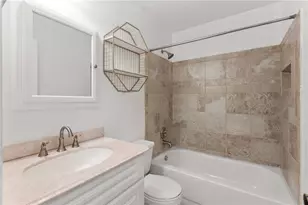 5328 Biffle Down Rd, Stone Mountain, GA 30088 - Photo 16