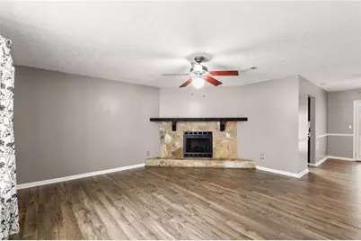 5328 Biffle Down Road, Stone Mountain, GA 30088 - Photo 8