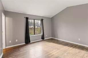 5328 Biffle Down Rd, Stone Mountain, GA 30088 - Photo 18