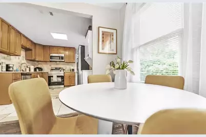 330 Camfield Court SW, Atlanta, GA 30310 - Photo 8