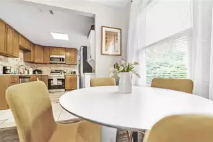 330 Camfield Ct SW, Atlanta, GA 30310 - Photo 8