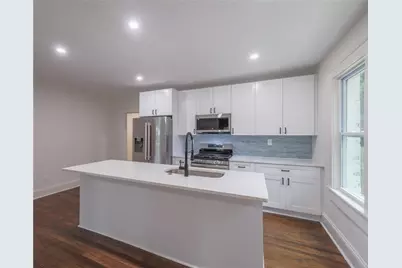 1373 M L King Jr Drive SW, Atlanta, GA 30314 - Photo 10