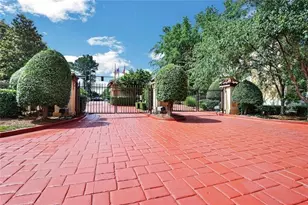 3777 Peachtree Rd, Brookhaven, GA 30319 - Photo 30