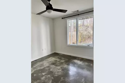 1345 Stirling Court, Atlanta, GA 30318 - Photo 8