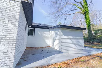 4324 Greenleaf Lane, Forest Park, GA 30297 - Photo 16