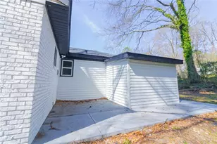 4324 Greenleaf Ln, Forest Park, GA 30297 - Photo 16